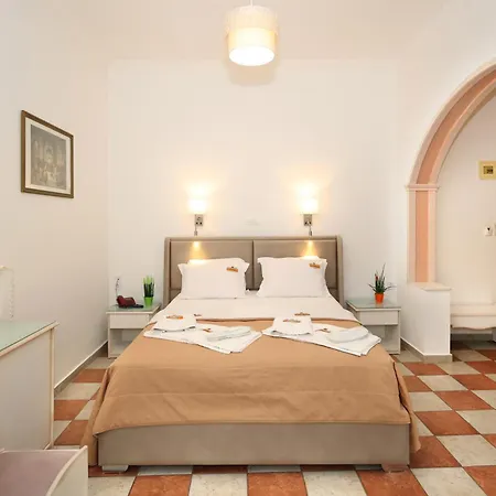 Klonos - Kyriakos Klonos Hotel Aegina