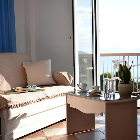 Hotel Klonos - Kyriakos Klonos