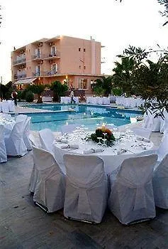 Klonos - Kyriakos Klonos 3*
