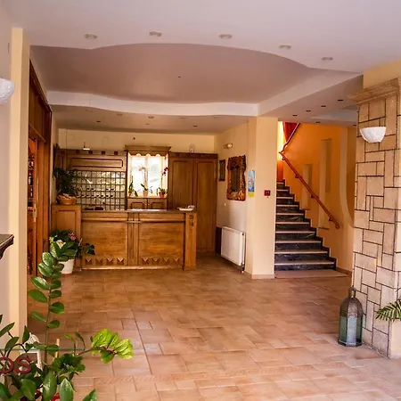 Hotel Klonos - Kyriakos Klonos Aegina