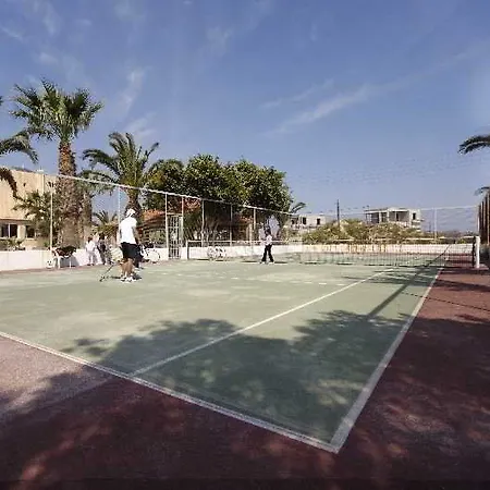 Klonos - Kyriakos Klonos 3*